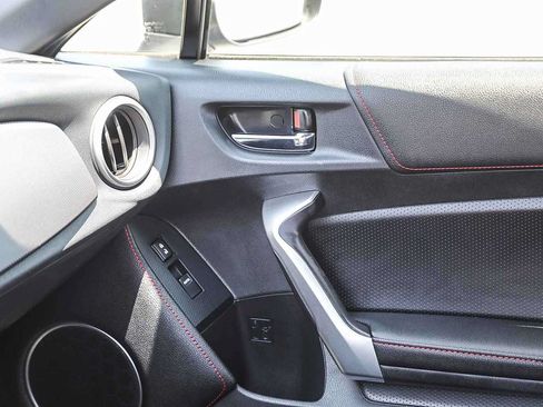 Used 2016 Scion FR-S RWD image 20