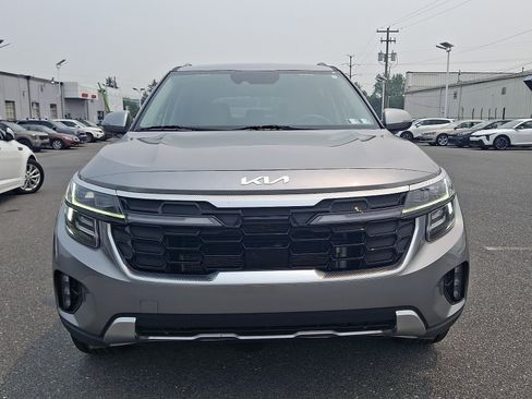 Used 2024 Kia Seltos SX AWD/4WD image 2
