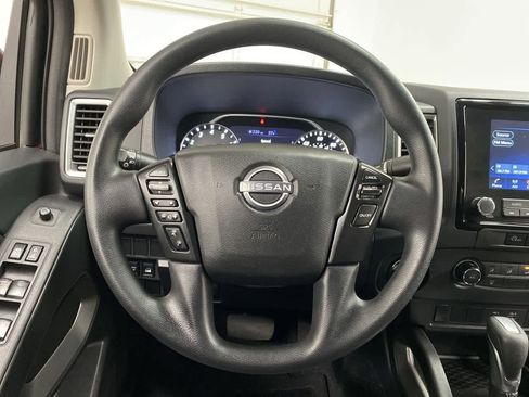 Used 2023 Nissan Frontier SV image 19
