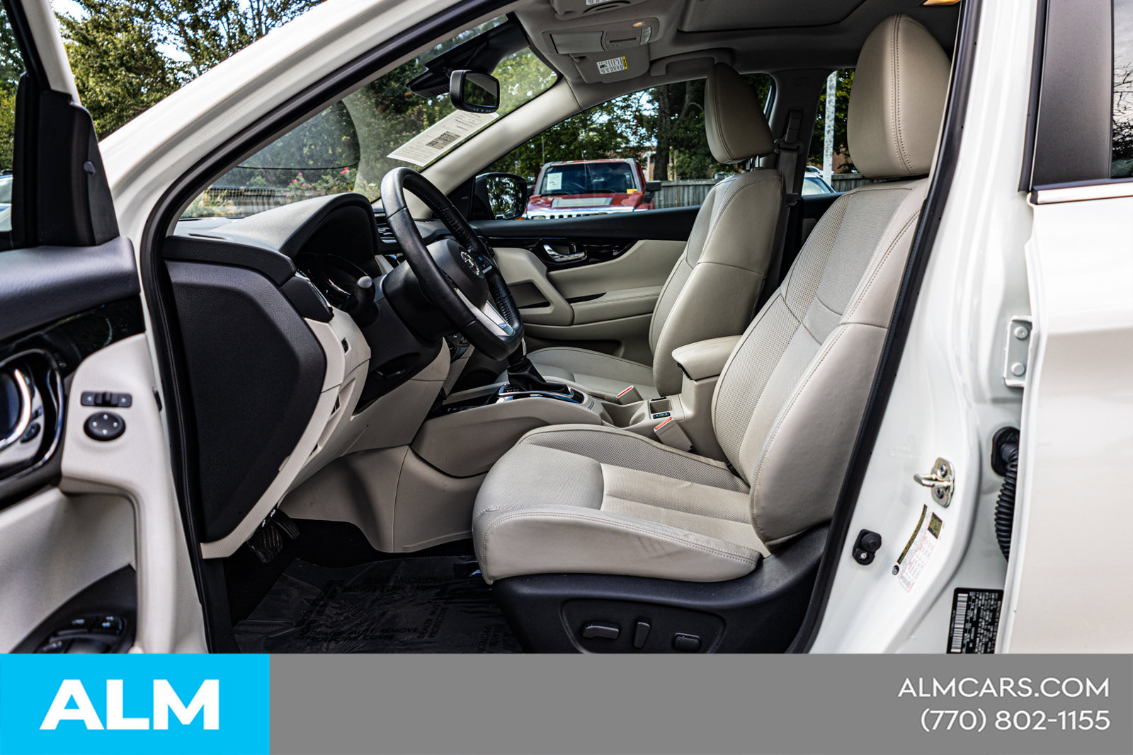 Used 2022 Nissan Rogue Sport SL w/ Premium Package FWD image 17