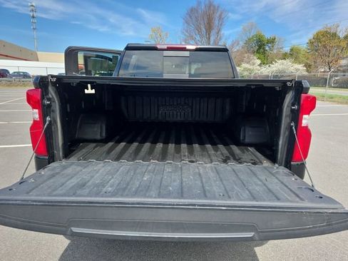 Used 2020 Chevrolet Silverado 1500 High Country w/ LPO, Dark Essentials Package image 12