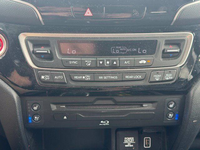 Used 2019 Honda Pilot Black Edition image 30