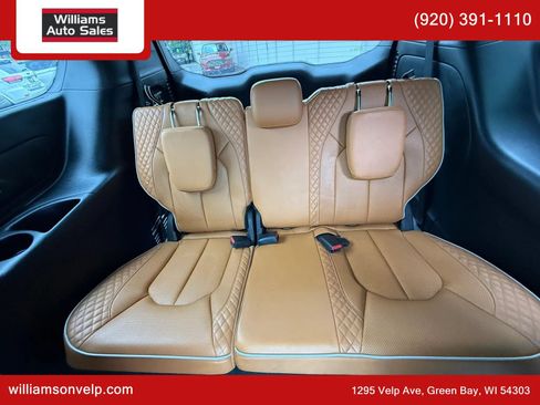 Used 2022 Chrysler Pacifica Pinnacle AWD/4WD image 13