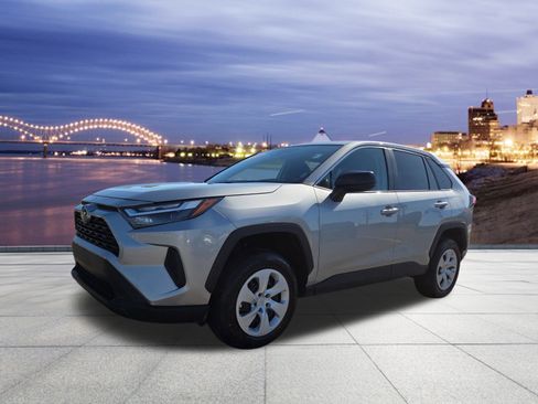 Used 2025 Toyota RAV4 LE image 1