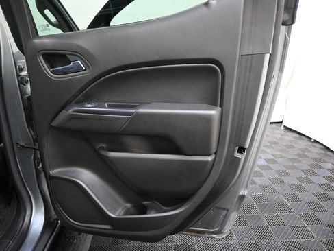 Used 2018 Chevrolet Colorado ZR2 w/ LPO, Premium Interior Package AWD/4WD image 23