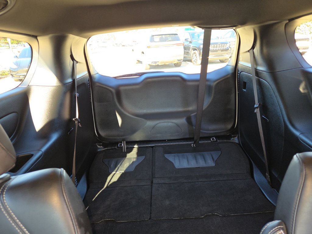 Certified 2026 Chrysler Pacifica Select FWD image 23