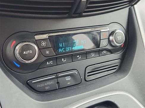 Used 2014 Ford Escape SE w/ Equipment Group 201A image 26