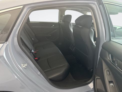Used 2021 Honda Accord Touring image 21