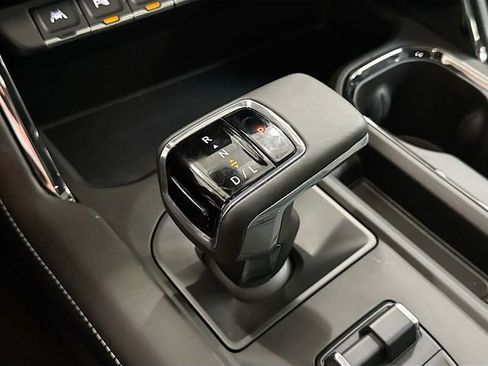 Used 2025 GMC Sierra 1500 AT4X AWD/4WD image 17