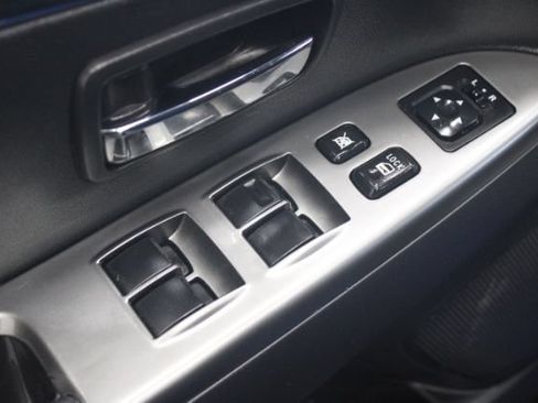 Used 2018 Mitsubishi Outlander Sport LE FWD image 9