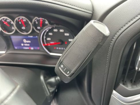 Used 2021 Chevrolet Silverado 1500 LTZ w/ Z71 Off-Road Package image 18