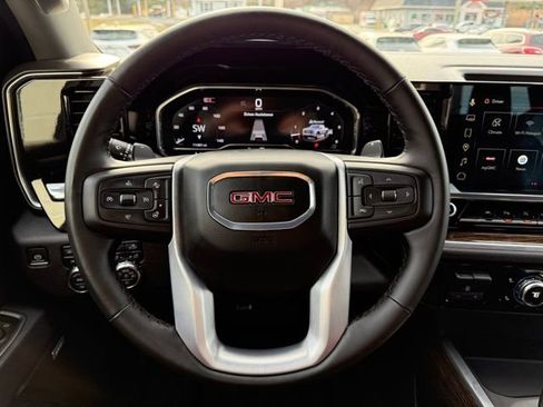 Used 2025 GMC Sierra 1500 Elevation w/ Elevation Premium Package image 41