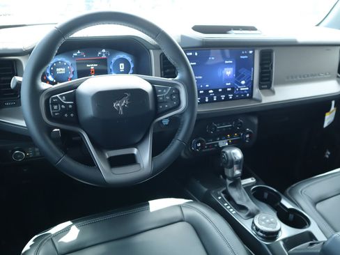 New 2026 Ford Bronco Outer Banks AWD/4WD image 2