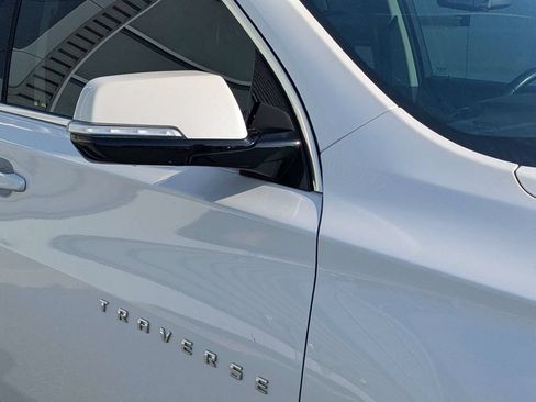 Used 2018 Chevrolet Traverse LT FWD image 10