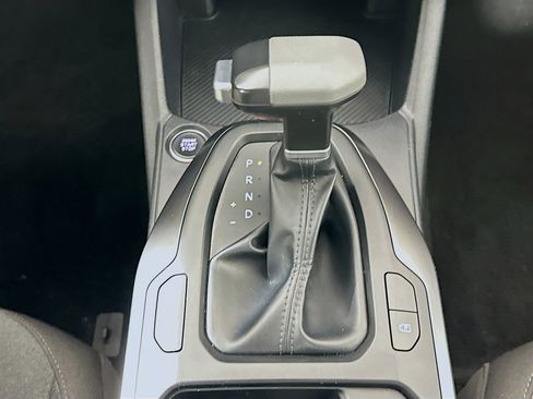 Used 2025 Kia K4 LXS image 24