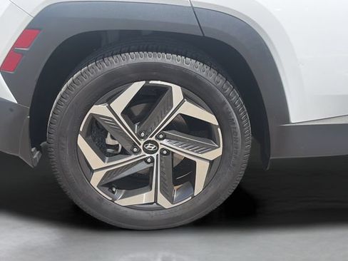 Certified 2024 Hyundai Tucson Limited FWD image 37