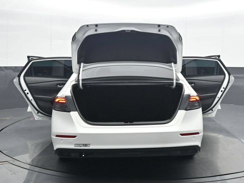 Used 2023 Honda Accord EX-L image 35