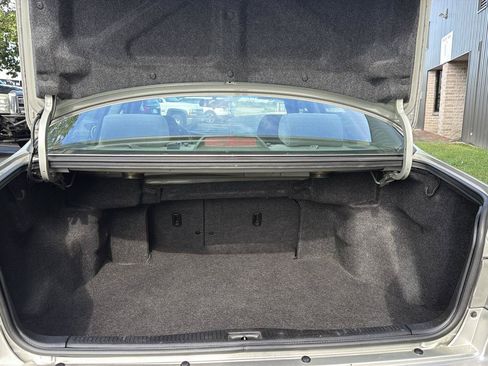 Used 2000 Toyota Camry CE FWD image 18