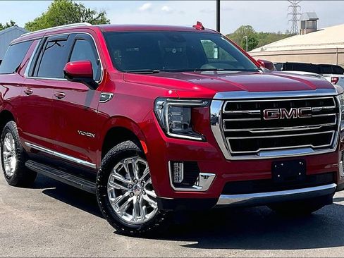 Used 2023 GMC Yukon XL SLT AWD/4WD image 37
