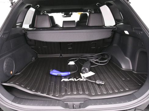 Used 2022 Toyota RAV4 XSE w/ Weather Package AWD/4WD image 32