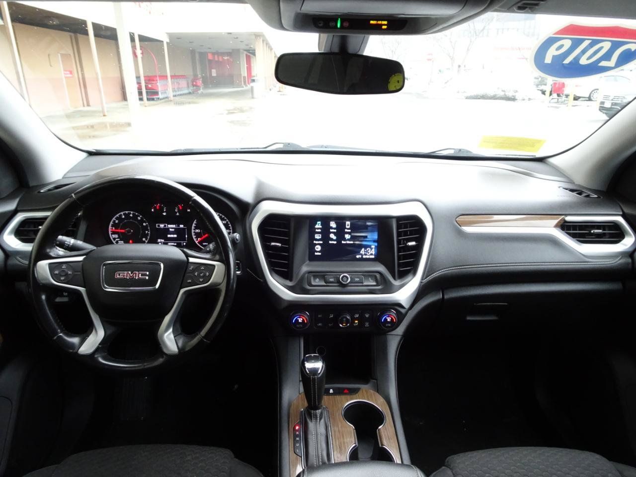 Used 2019 GMC Acadia SLE AWD/4WD image 16