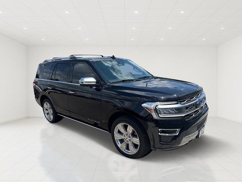 Used 2024 Ford Expedition Platinum AWD/4WD image 1