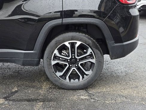 Used 2022 Jeep Compass Limited image 14