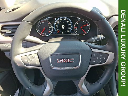 Certified 2023 GMC Acadia Denali w/ Denali Technology Package AWD/4WD image 19