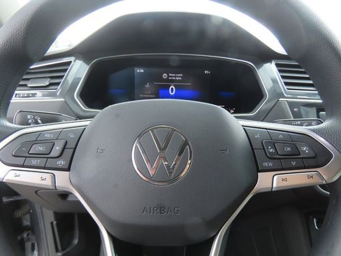 Used 2022 Volkswagen Tiguan S FWD image 26