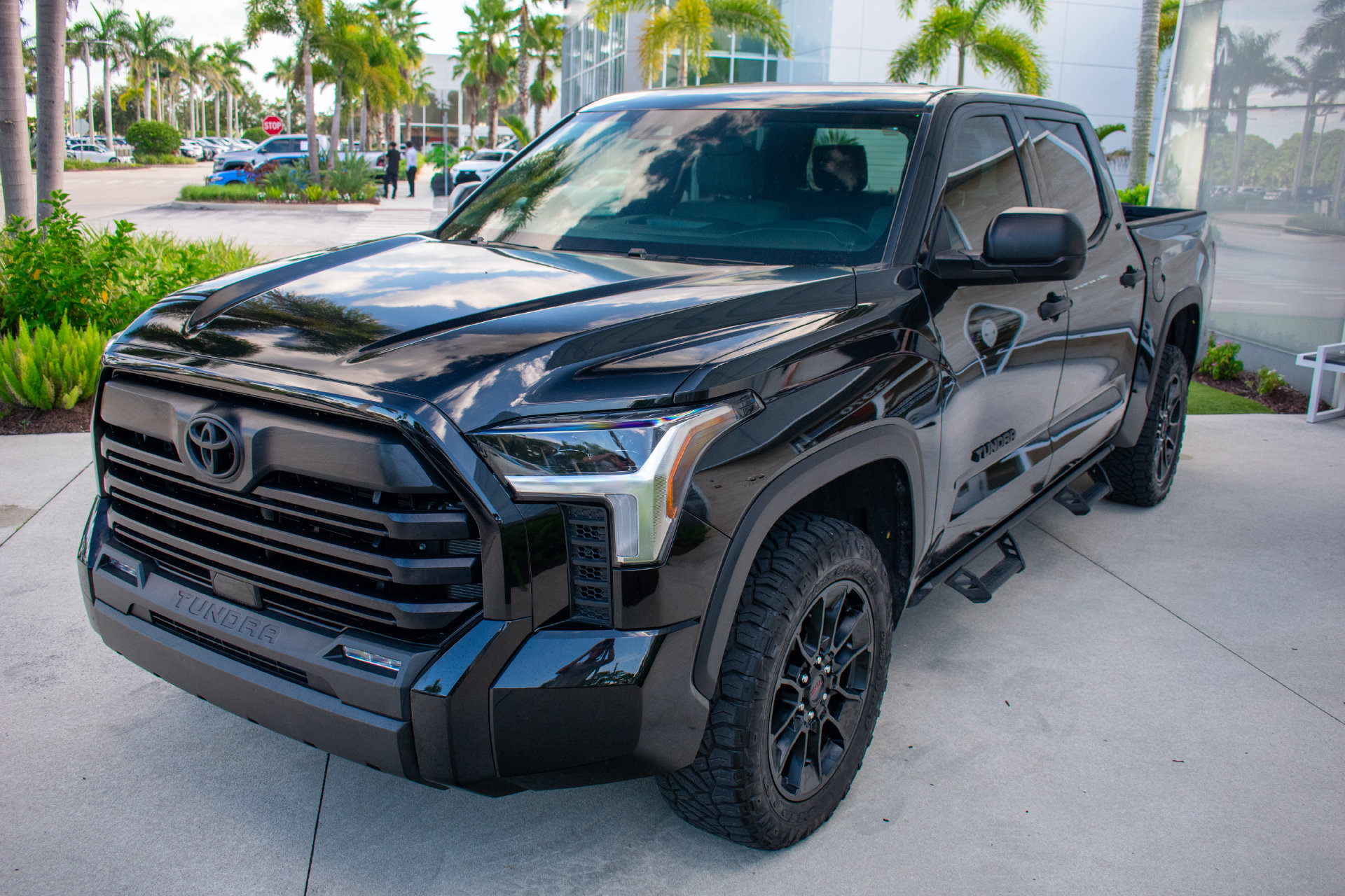 Used 2025 Toyota Tundra SR5 AWD/4WD image 6