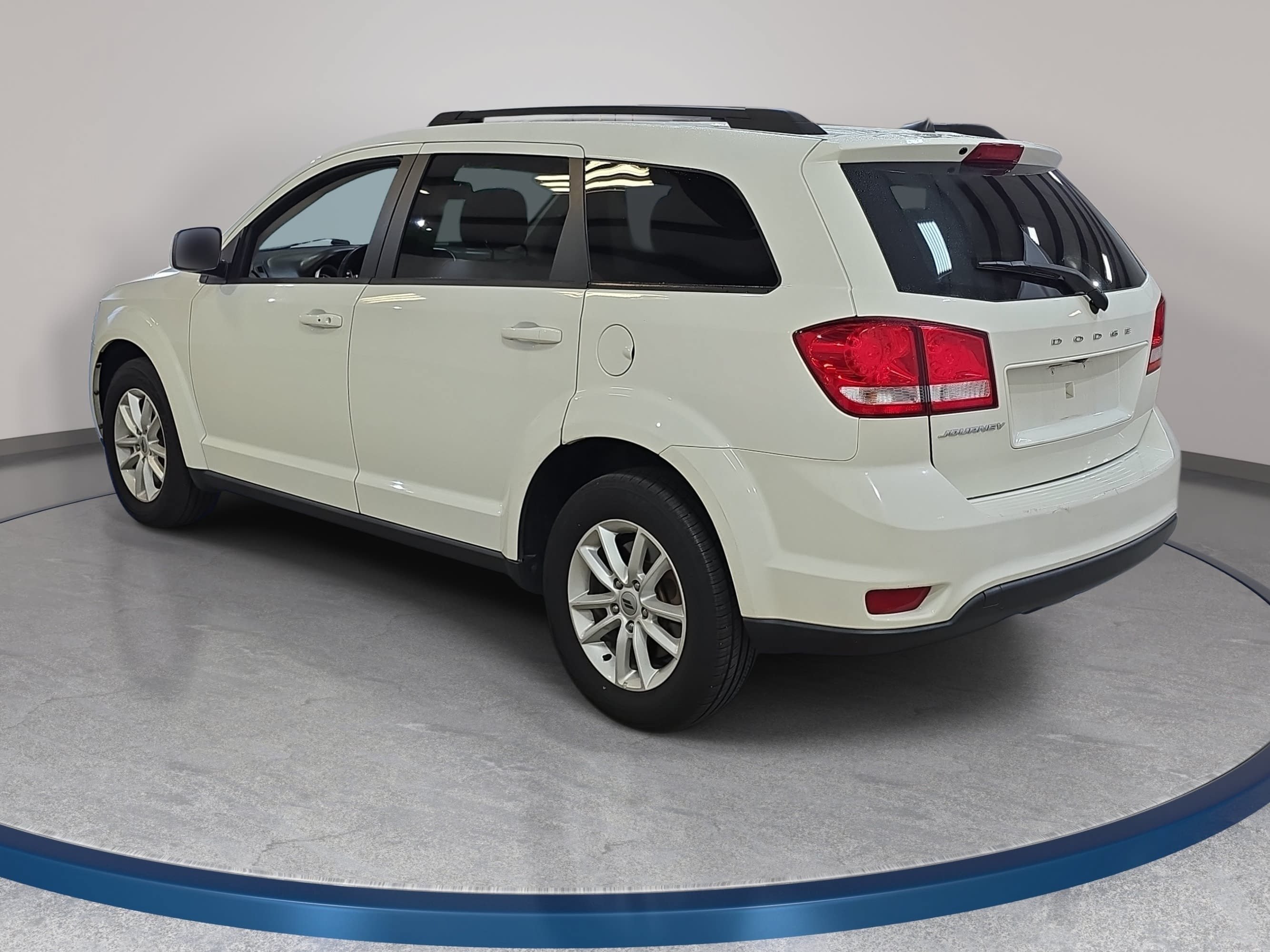 Used 2019 Dodge Journey SE w/ Premium Group FWD image 8