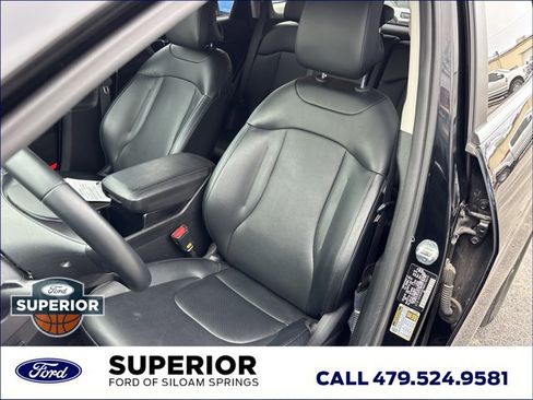 Used 2024 Kia Sportage EX image 19