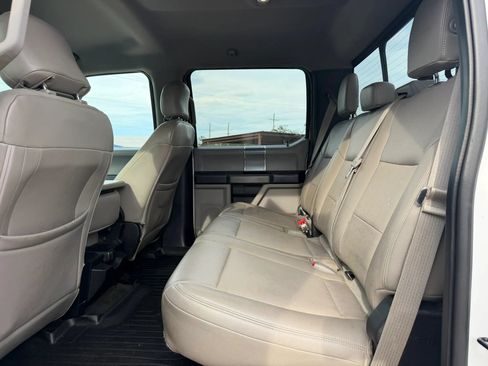 Used 2017 Ford F250 XLT w/ XLT Premium Package AWD/4WD image 19