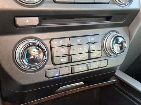 Used 2017 Ford F250 Platinum w/ Platinum Ultimate Package image 8