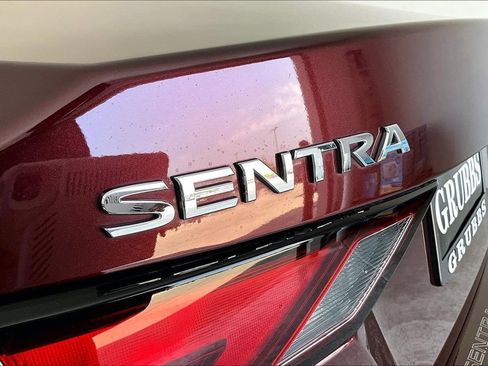 Used 2022 Nissan Sentra SV w/ Trunk Package FWD image 42