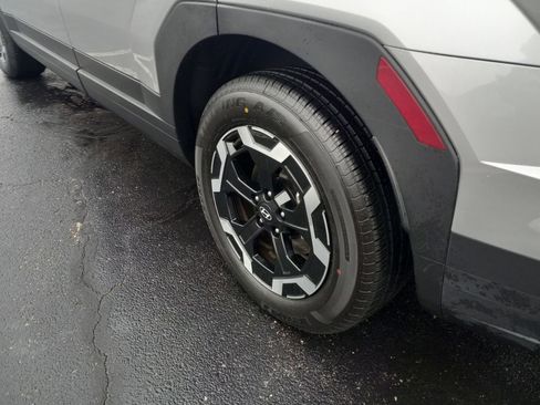 Used 2025 Hyundai Santa Fe SEL image 11