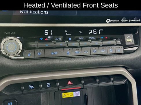 Used 2024 Toyota Tundra Limited AWD/4WD image 15