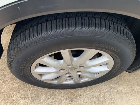 Used 2012 Porsche Cayenne image 14