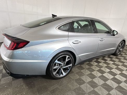 Used 2021 Hyundai Sonata SEL Plus w/ Preferred Accessory Package FWD image 3