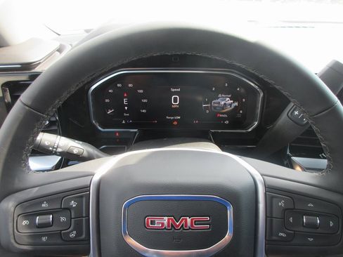 New 2026 GMC Sierra 2500 SLT w/ SLT Premium Package image 19