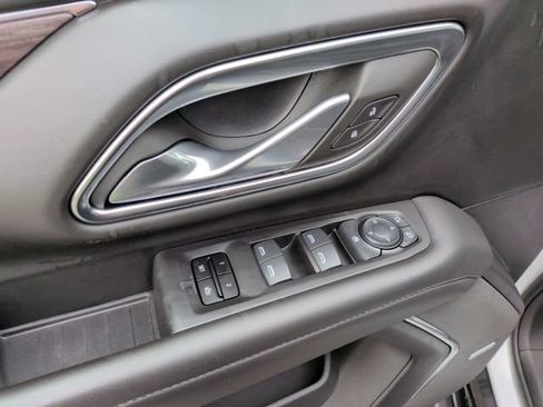 Used 2024 Chevrolet Tahoe LT RWD image 10