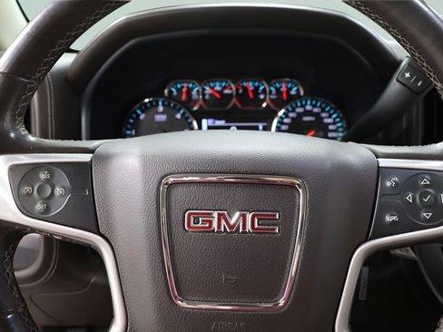 Used 2018 GMC Sierra 1500 SLE w/ SLE Value Package AWD/4WD image 13