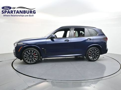 Used 2025 BMW X5 xDrive40i w/ M Sport Package AWD/4WD image 4