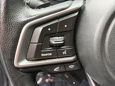 Used 2022 Subaru Ascent Limited AWD/4WD image 17