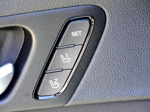 Used 2016 Kia Optima LX w/ LX Convenience Package image 17