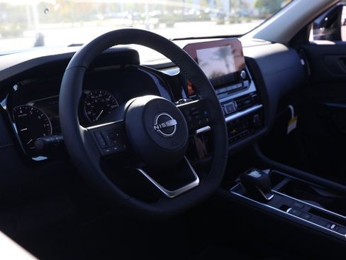 New 2025 Nissan Pathfinder SV w/ Cargo Package image 14
