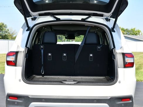 Used 2025 Honda Pilot Touring image 31