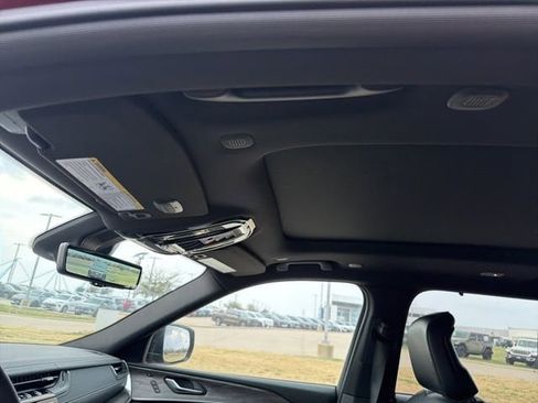 Used 2024 Jeep Grand Cherokee L Overland w/ Advanced Protech Group III image 26