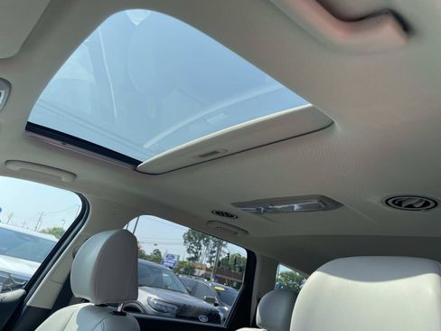 Used 2022 Kia Telluride S FWD image 18