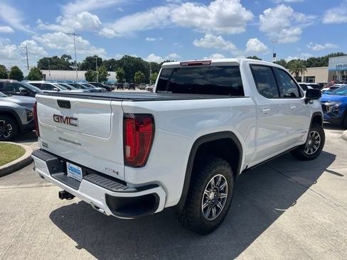 Used 2026 GMC Sierra 1500 AT4 AWD/4WD image 9